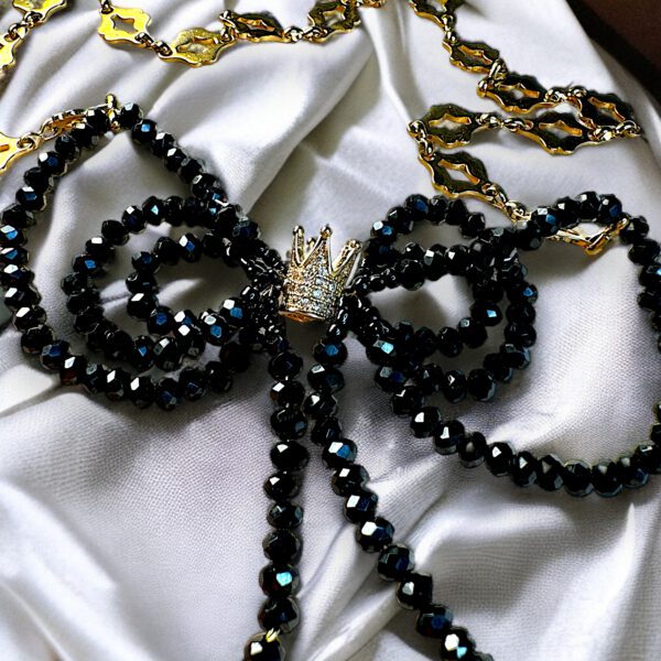 Sparkling bow black & gold lips