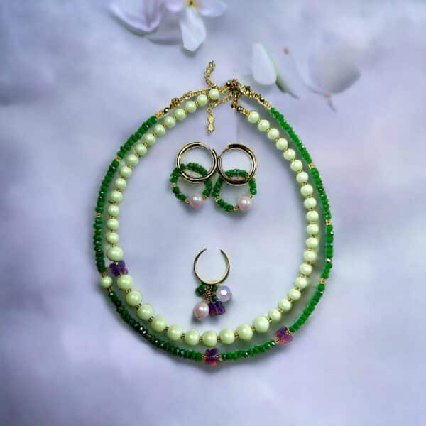 Double row elegance green & butterfly