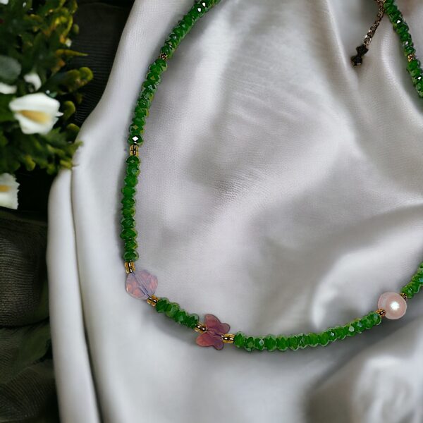 Green sparkle necklace