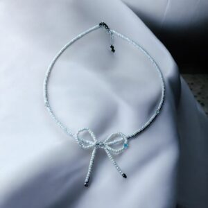 Charming small bow - Image 4