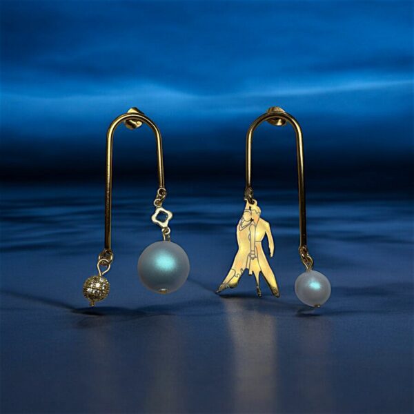 Dancing Star Pokal Earrings