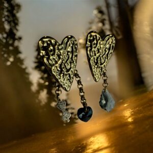 Echo of Love Earrings - Image 2