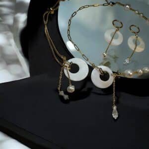 Shell & Sparkle Bracelet - Image 2