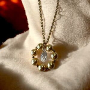 Refined Radiance Necklace - Image 3