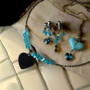 Stellar Hearts Earrings - Image 17