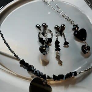 Stellar Hearts Earrings - Image 26