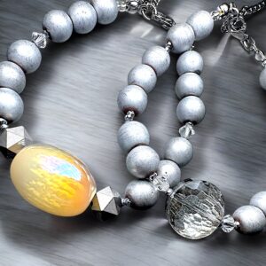 Amber Glow Armband - Image 2