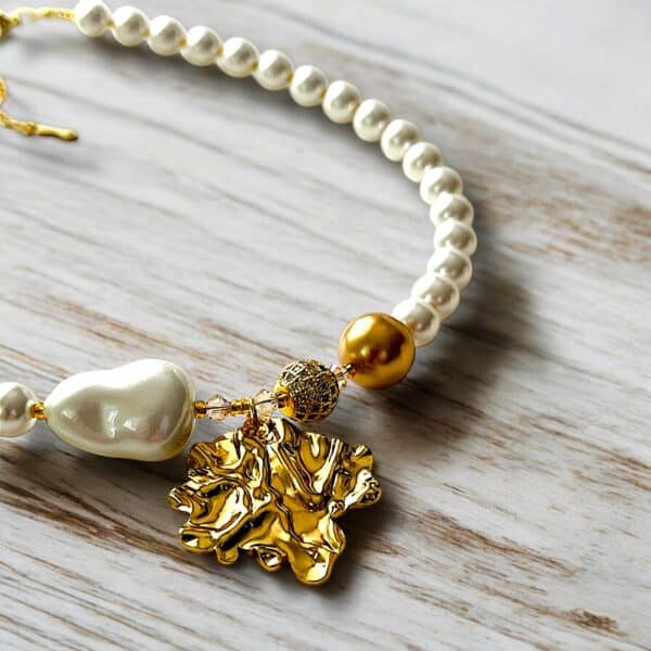 Golden Pearl Halskette